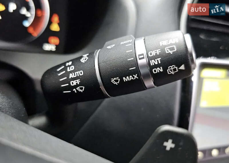 Позашляховик / Кросовер Jaguar F-Pace 2016 в Чечельнику