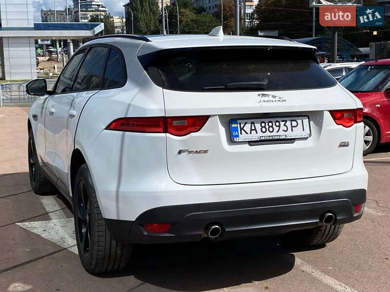 Внедорожник / Кроссовер Jaguar F-Pace 2017 в Киеве