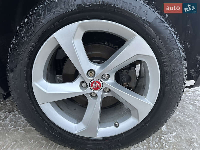 Внедорожник / Кроссовер Jaguar F-Pace 2020 в Киеве