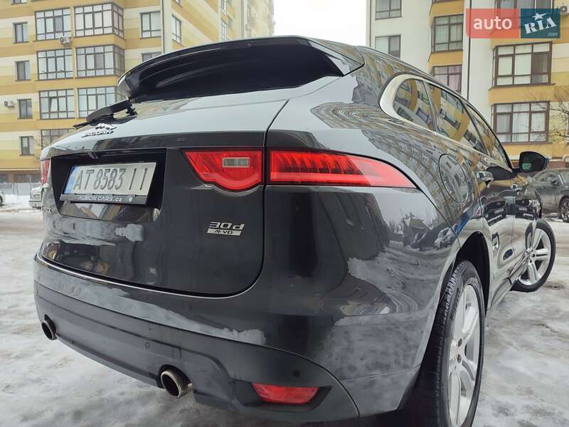 Внедорожник / Кроссовер Jaguar F-Pace 2017 в Ивано-Франковске