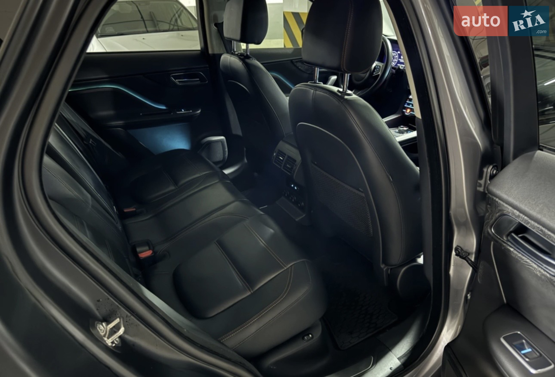 2020 Jaguar F-Pace - мініатюра 23