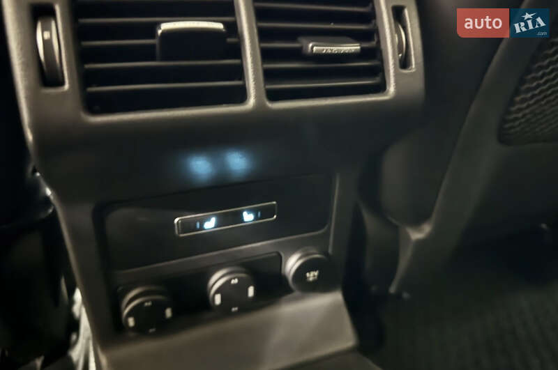 Позашляховик / Кросовер Jaguar F-Pace 2020 в Києві фото 8 Позашляховик / Кросовер Jaguar F-Pace 2020 в Києві