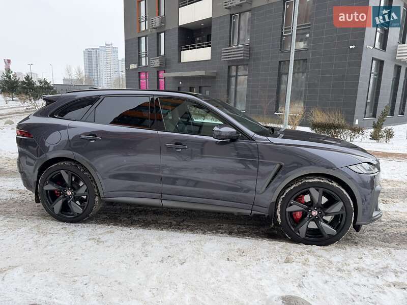 Внедорожник / Кроссовер Jaguar F-Pace 2021 в Киеве