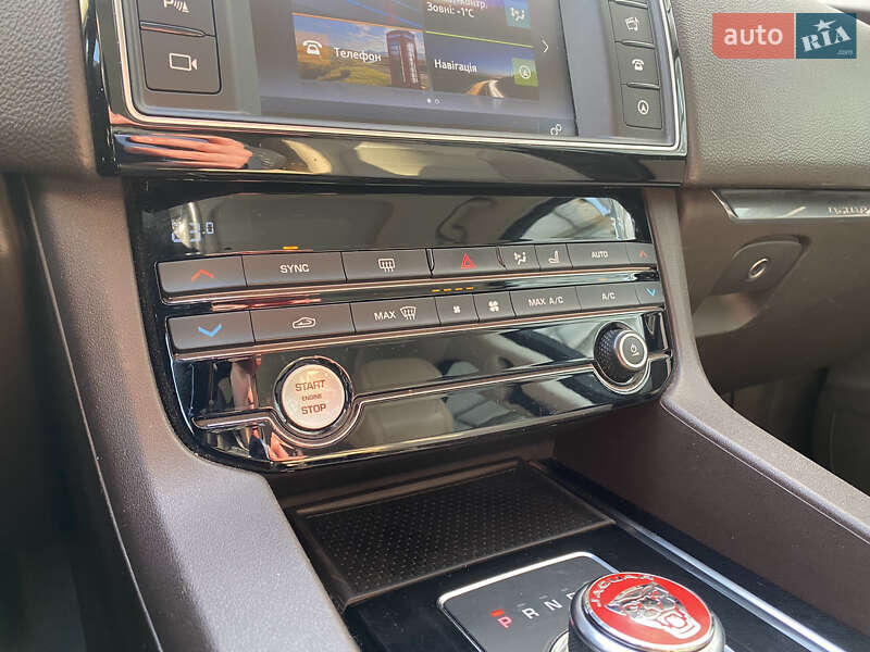 Внедорожник / Кроссовер Jaguar F-Pace 2017 в Львове