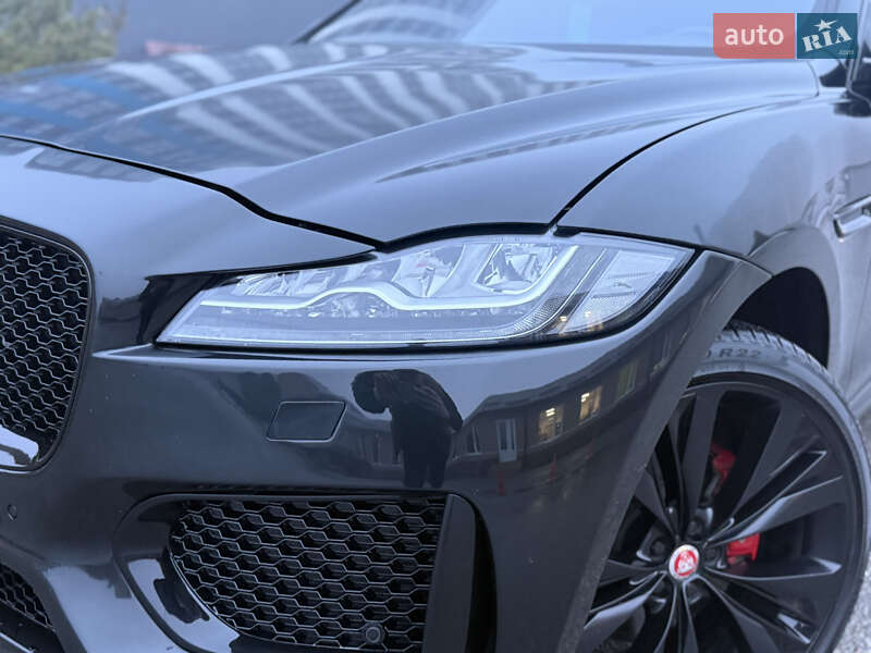 Внедорожник / Кроссовер Jaguar F-Pace 2017 в Днепре фото 5 Внедорожник / Кроссовер Jaguar F-Pace 2017 в Днепре