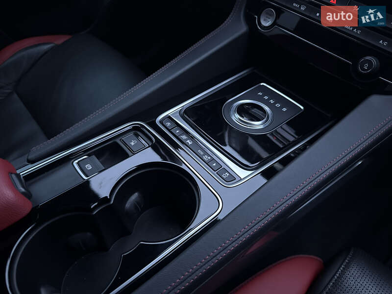 Внедорожник / Кроссовер Jaguar F-Pace 2017 в Днепре фото 50 Внедорожник / Кроссовер Jaguar F-Pace 2017 в Днепре