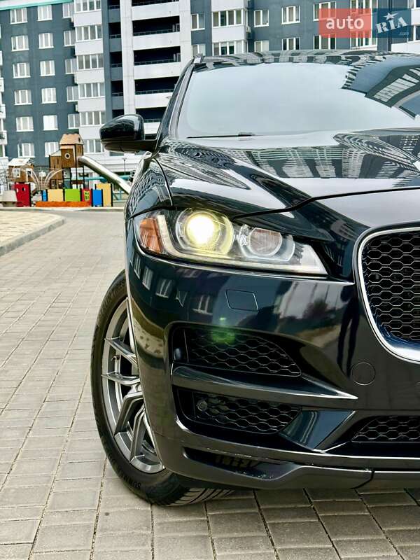 Внедорожник / Кроссовер Jaguar F-Pace 2016 в Одессе