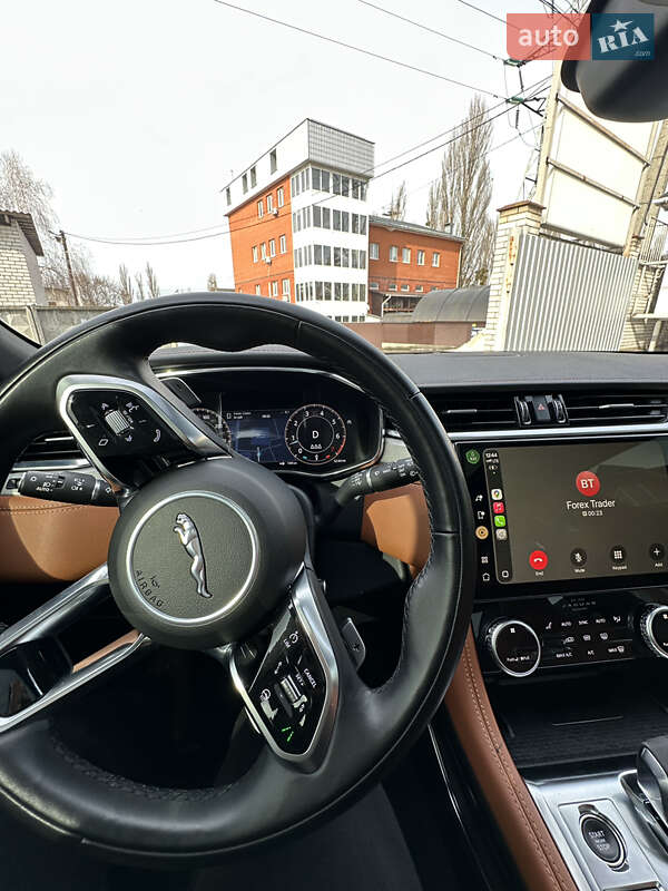Внедорожник / Кроссовер Jaguar F-Pace 2023 в Киеве