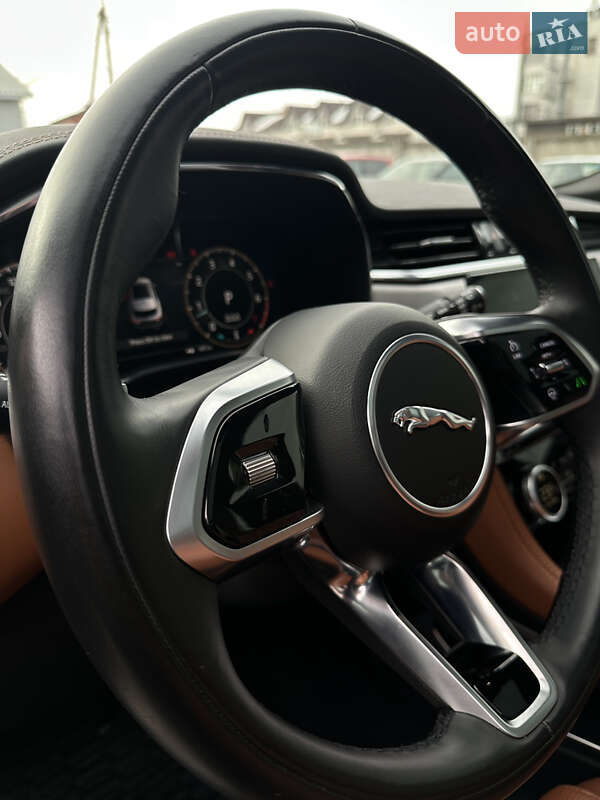 Внедорожник / Кроссовер Jaguar F-Pace 2023 в Киеве