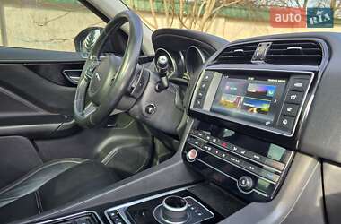 Внедорожник / Кроссовер Jaguar F-Pace 2016 в Одессе
