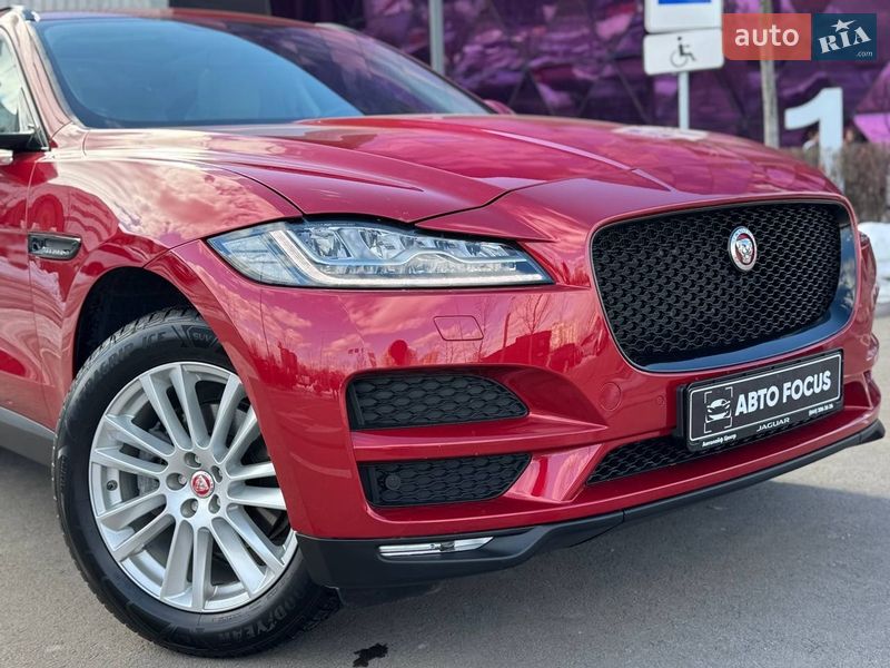 Внедорожник / Кроссовер Jaguar F-Pace 2016 в Киеве