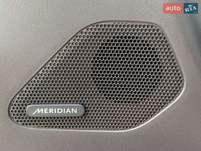 Внедорожник / Кроссовер Jaguar F-Pace 2016 в Киеве