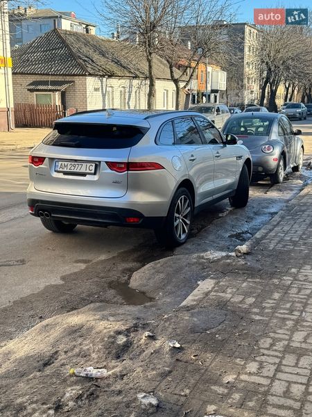 Внедорожник / Кроссовер Jaguar F-Pace 2017 в Житомире