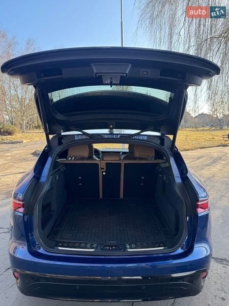 Внедорожник / Кроссовер Jaguar F-Pace 2021 в Ровно