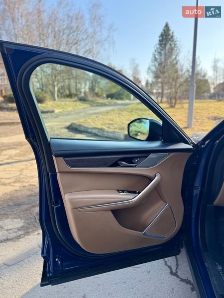 Внедорожник / Кроссовер Jaguar F-Pace 2021 в Ровно