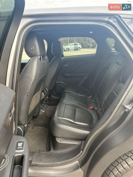 Внедорожник / Кроссовер Jaguar F-Pace 2016 в Днепре