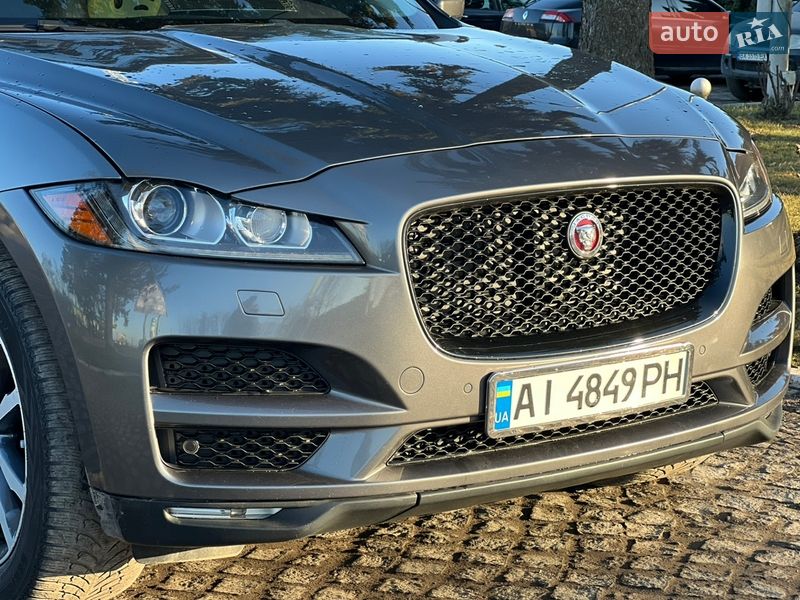 Внедорожник / Кроссовер Jaguar F-Pace 2016 в Староконстантинове