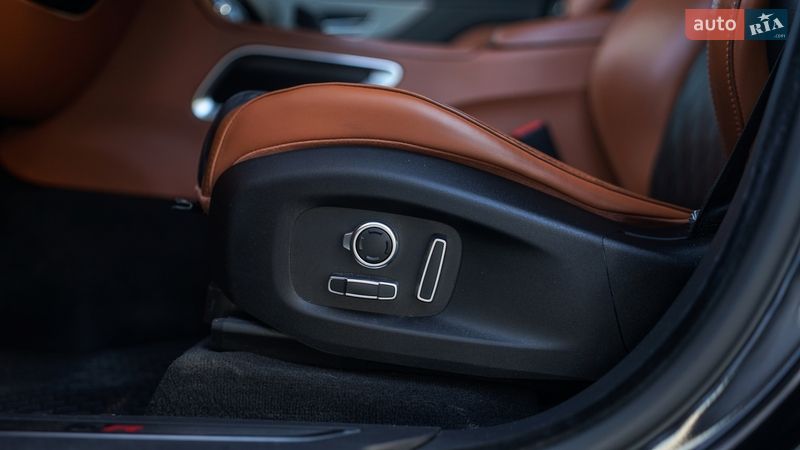 Позашляховик / Кросовер Jaguar F-Pace 2019 в Львові фото 19 Позашляховик / Кросовер Jaguar F-Pace 2019 в Львові