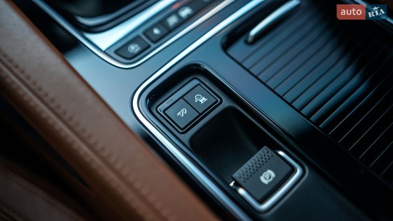 Позашляховик / Кросовер Jaguar F-Pace 2019 в Львові фото 32 Позашляховик / Кросовер Jaguar F-Pace 2019 в Львові