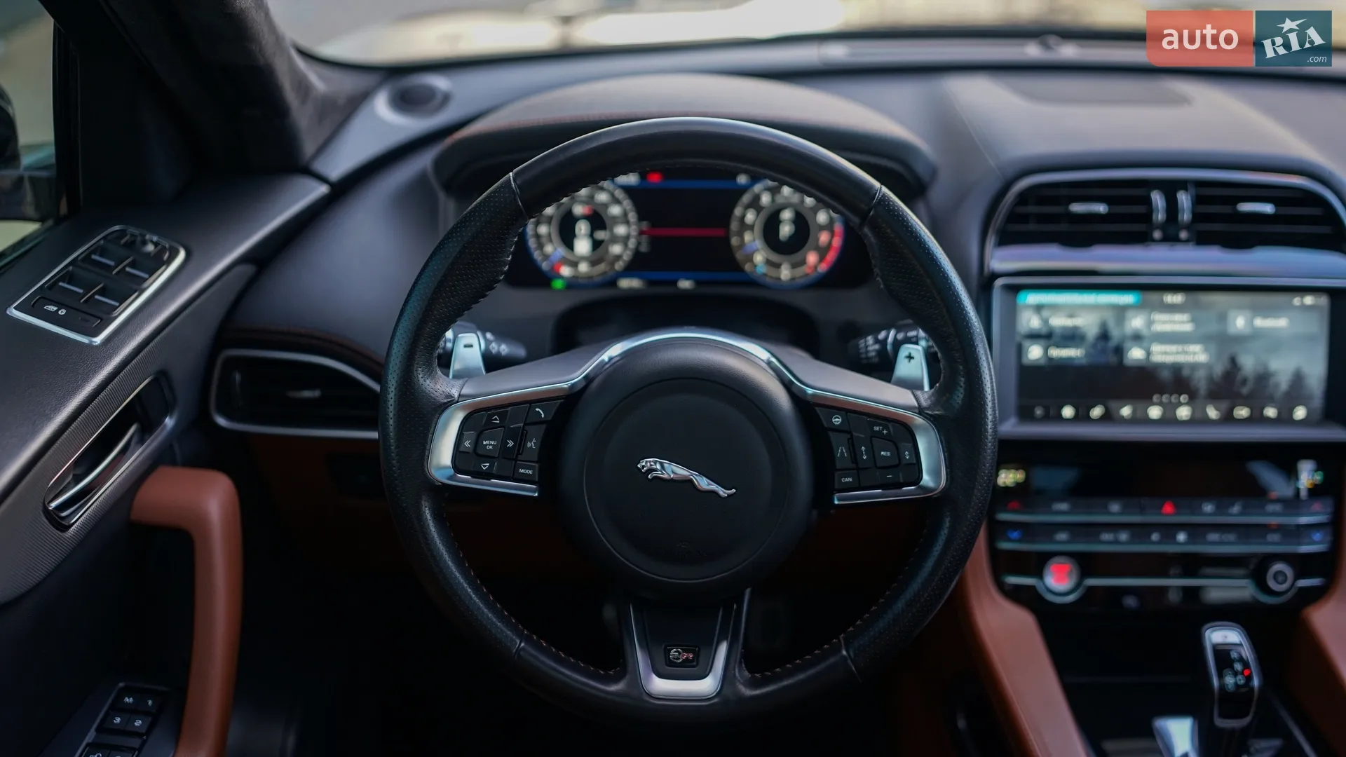 2019 Jaguar F-Pace - мініатюра 30