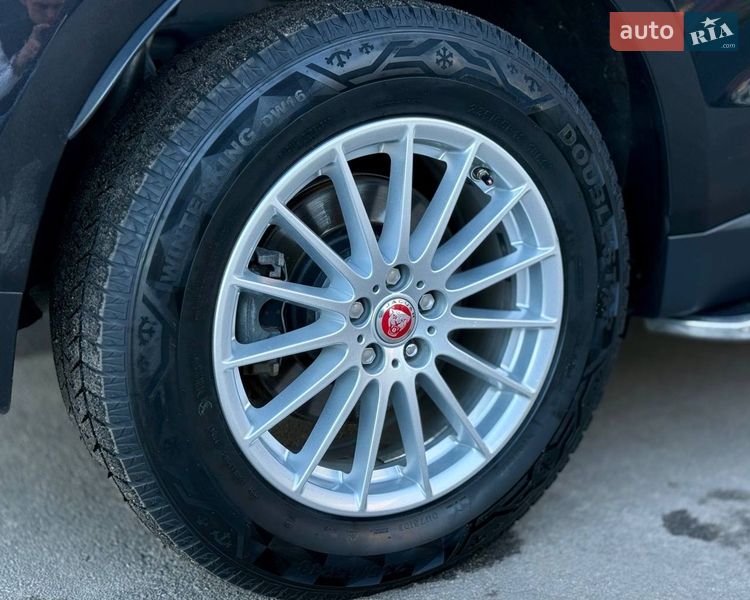 Внедорожник / Кроссовер Jaguar F-Pace 2016 в Киеве