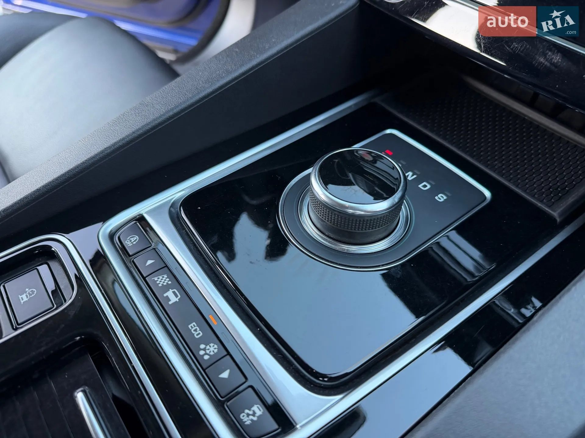 2017 Jaguar F-Pace - мініатюра 100