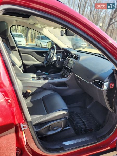 Внедорожник / Кроссовер Jaguar F-Pace 2016 в Харькове