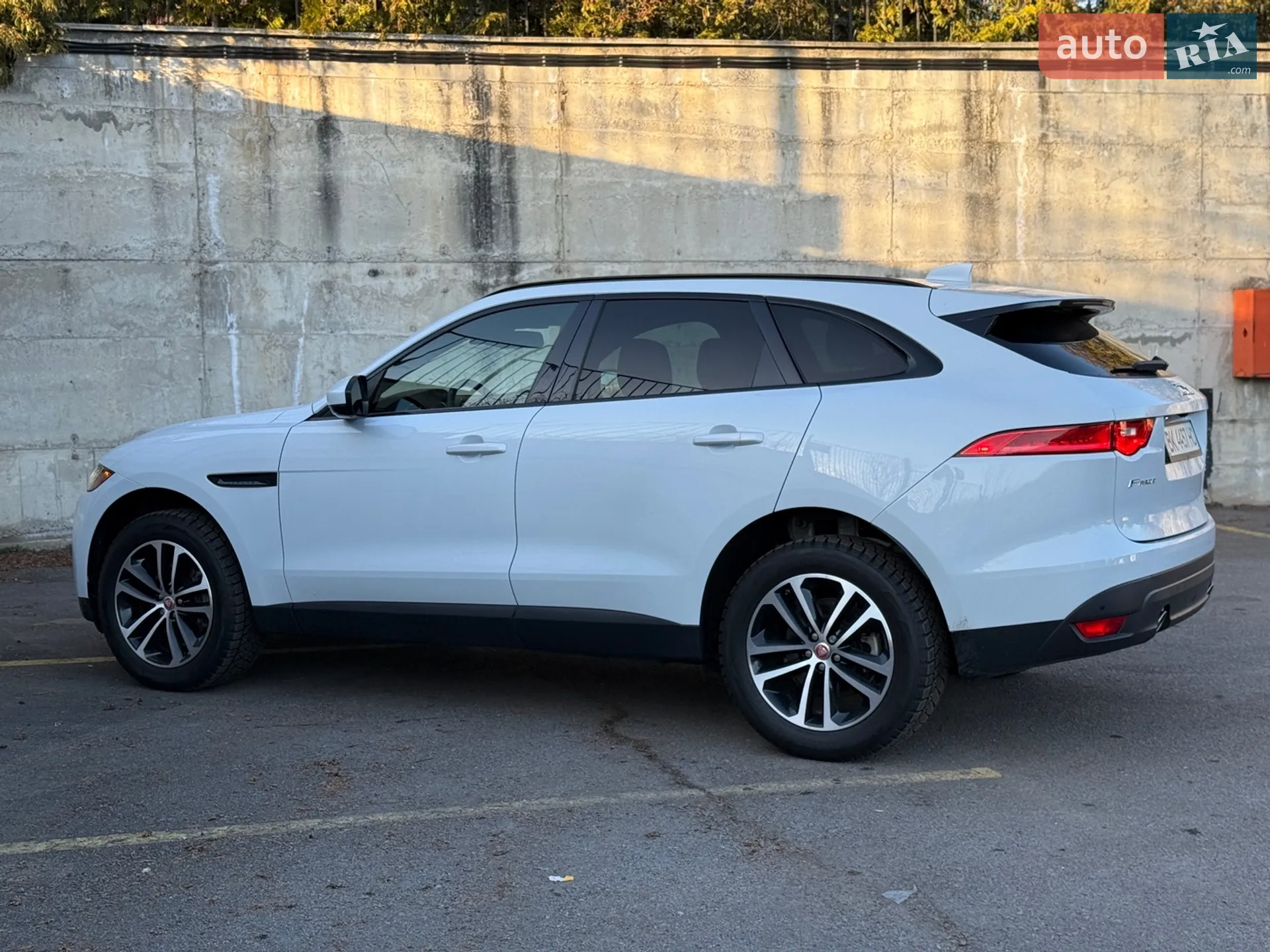 2018 Jaguar F-Pace - мініатюра 13