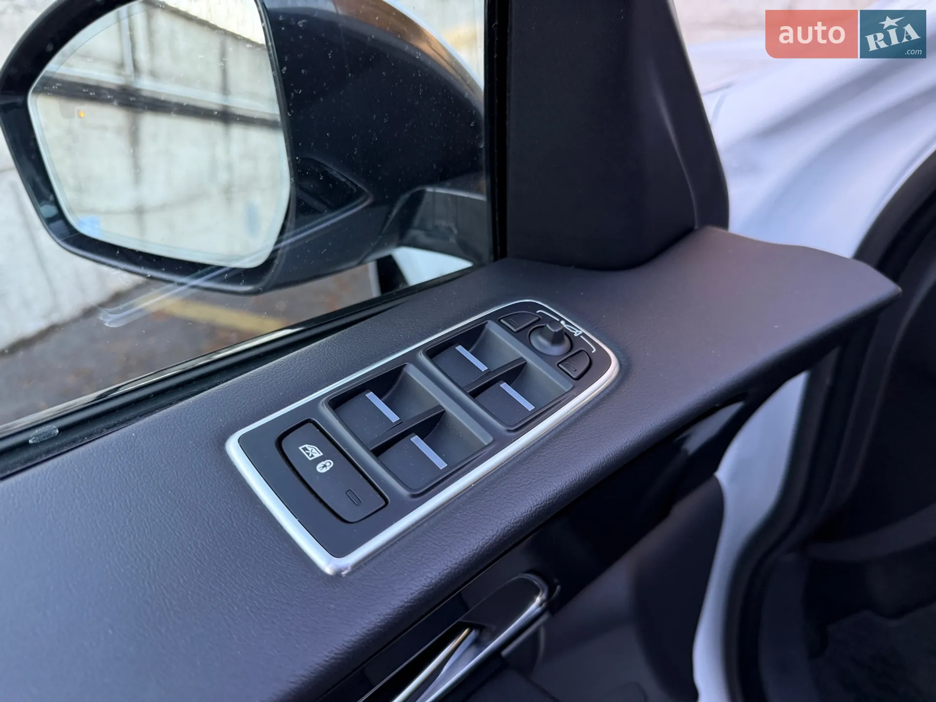 2018 Jaguar F-Pace - мініатюра 50
