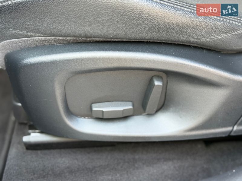 Внедорожник / Кроссовер Jaguar F-Pace 2016 в Киеве