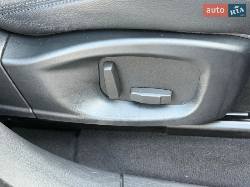 Внедорожник / Кроссовер Jaguar F-Pace 2016 в Киеве