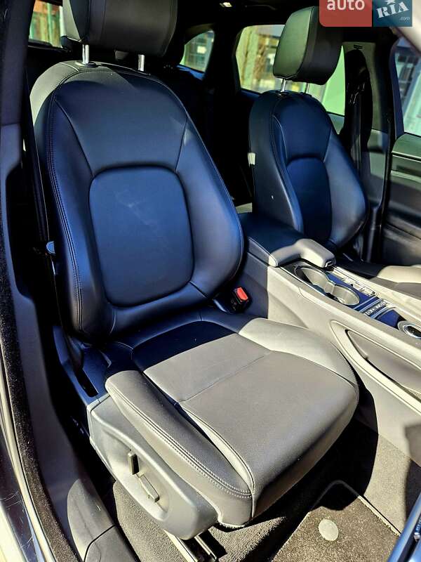 Внедорожник / Кроссовер Jaguar F-Pace 2017 в Киеве