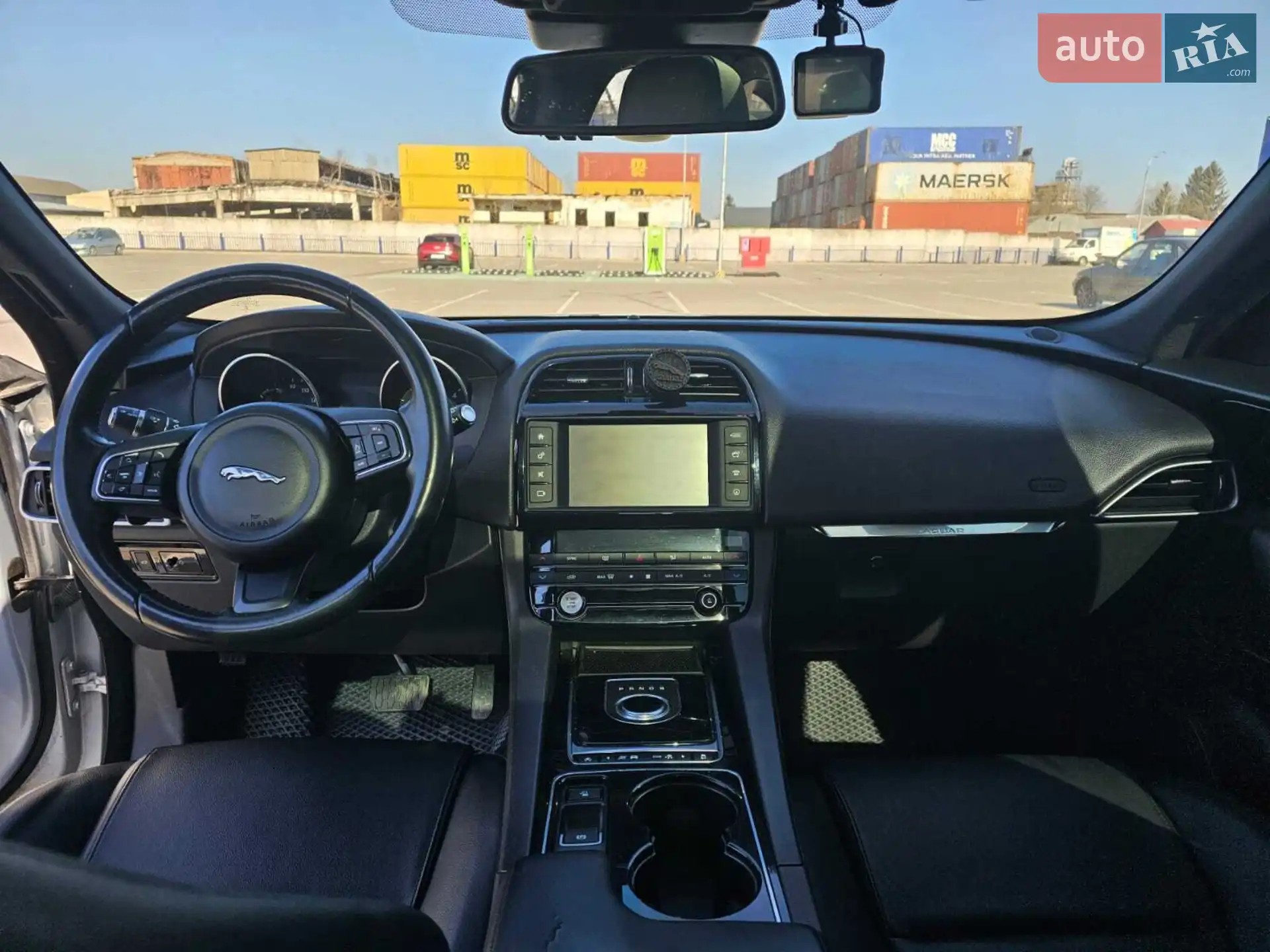 2016 Jaguar F-Pace - мініатюра 11