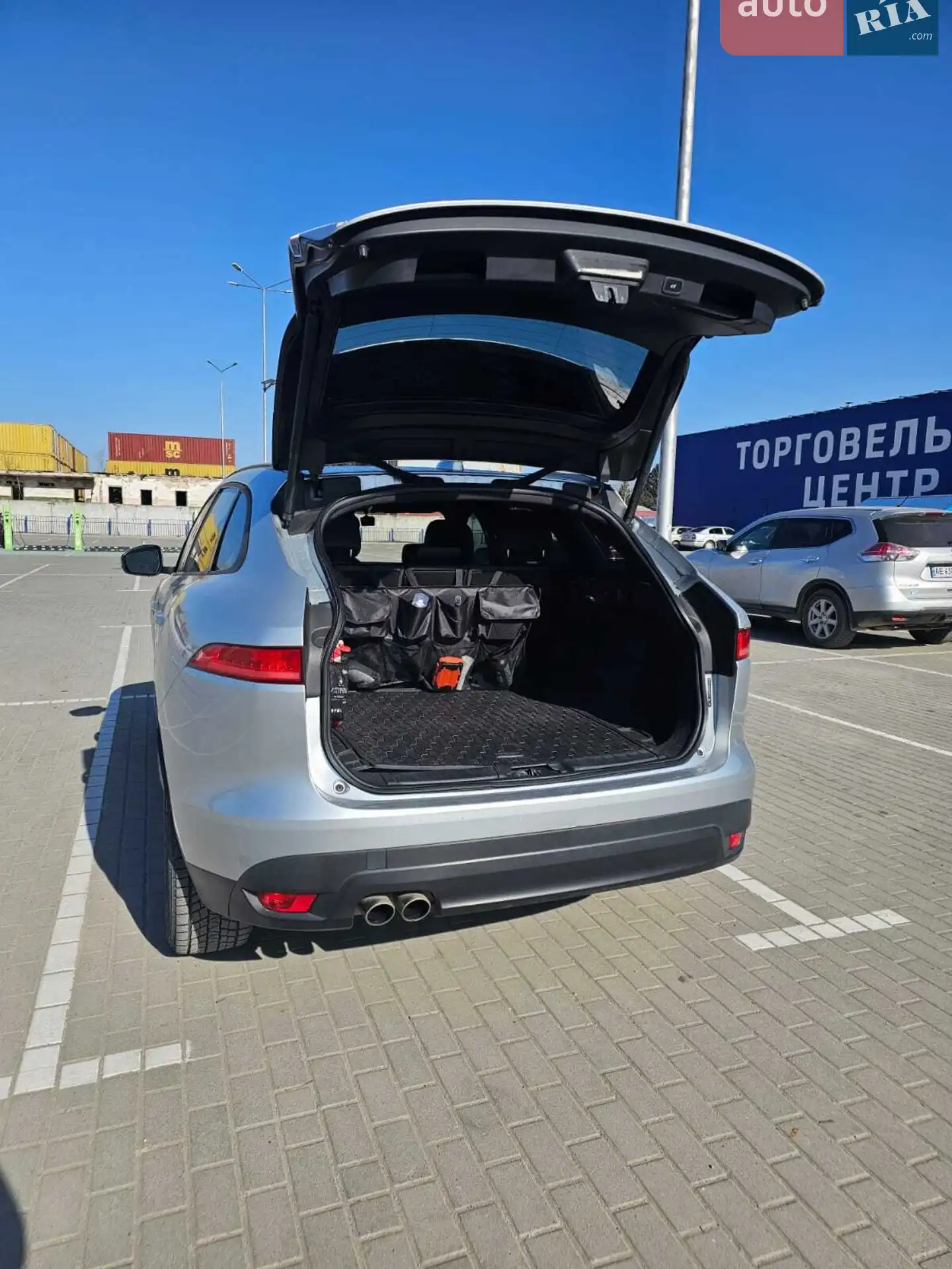 2016 Jaguar F-Pace - мініатюра 19