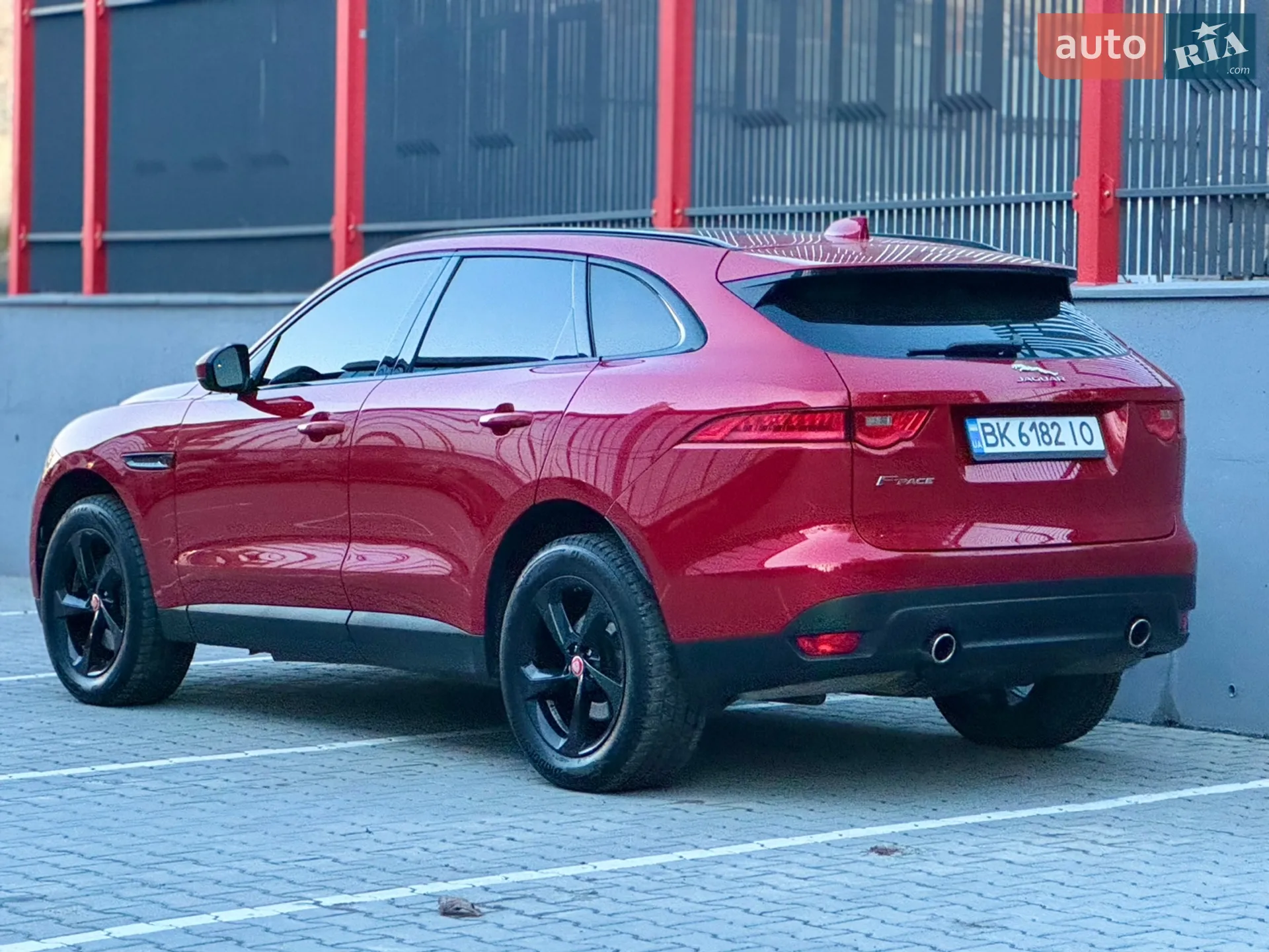 2016 Jaguar F-Pace - мініатюра 18