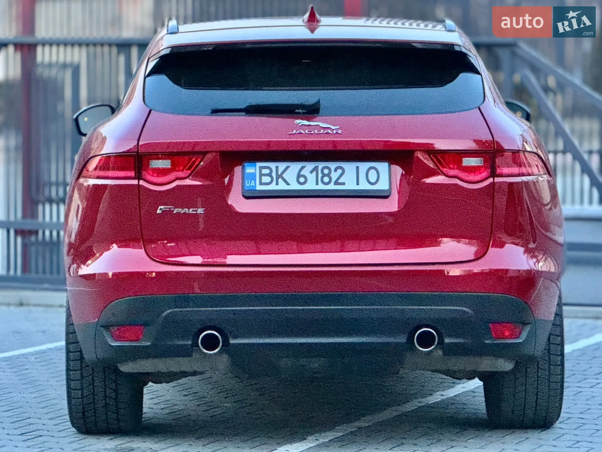 2016 Jaguar F-Pace - мініатюра 23