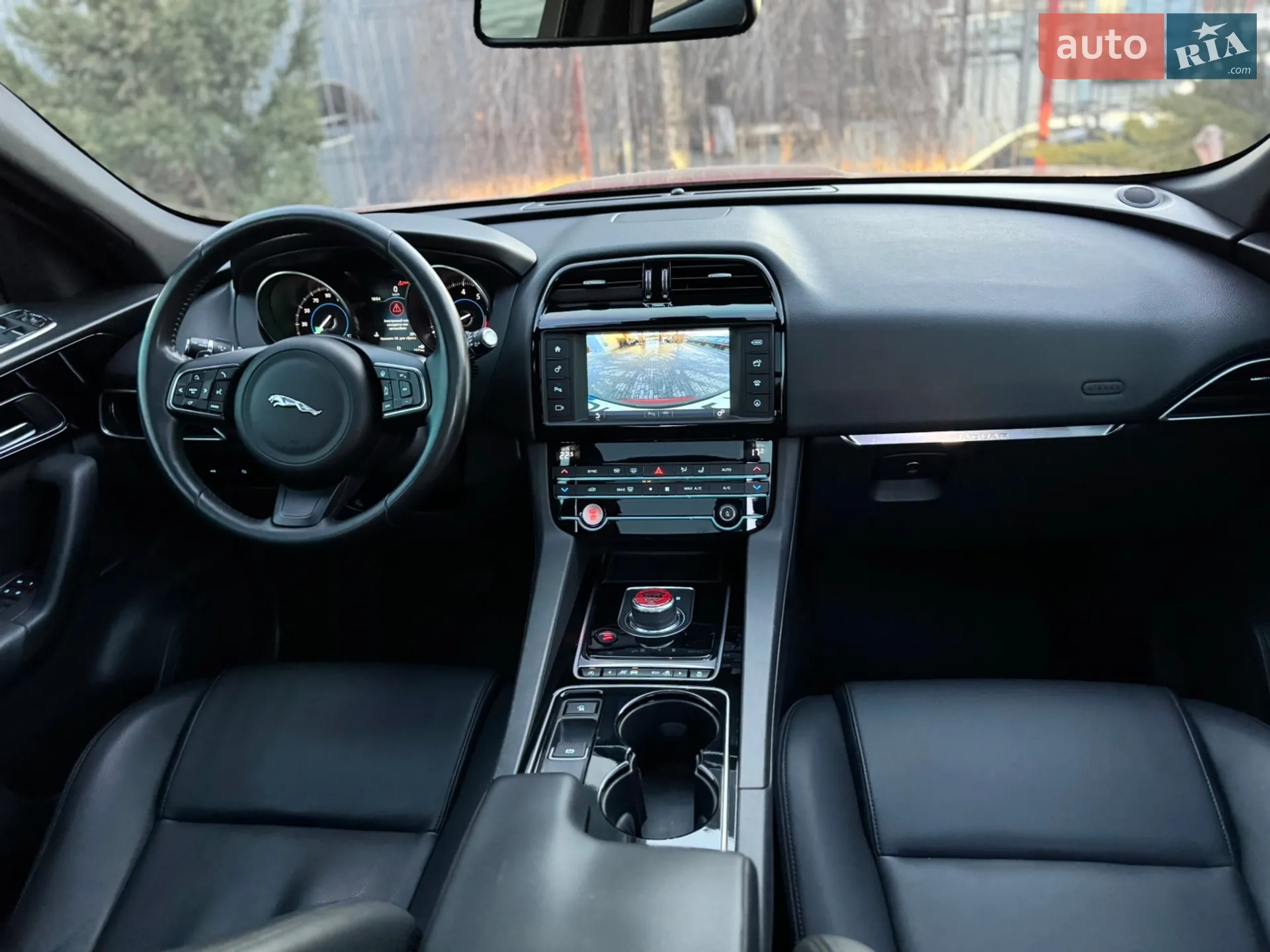 2016 Jaguar F-Pace - мініатюра 48
