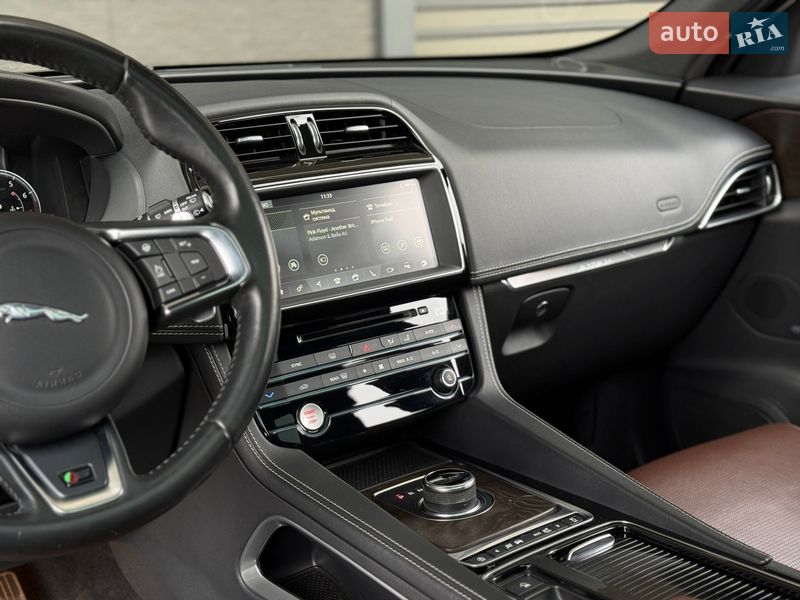 Внедорожник / Кроссовер Jaguar F-Pace 2018 в Киеве фото 22 Внедорожник / Кроссовер Jaguar F-Pace 2018 в Киеве