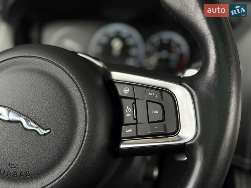 Внедорожник / Кроссовер Jaguar F-Pace 2018 в Киеве фото 29 Внедорожник / Кроссовер Jaguar F-Pace 2018 в Киеве