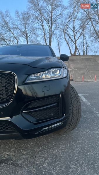 Внедорожник / Кроссовер Jaguar F-Pace 2019 в Киеве
