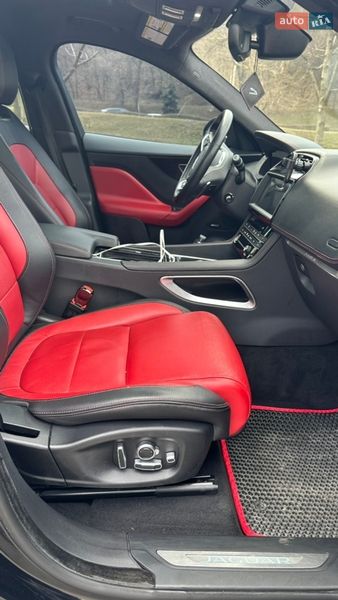 Внедорожник / Кроссовер Jaguar F-Pace 2019 в Киеве