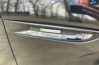 Внедорожник / Кроссовер Jaguar F-Pace 2019 в Киеве