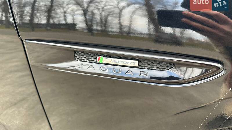 Внедорожник / Кроссовер Jaguar F-Pace 2019 в Киеве