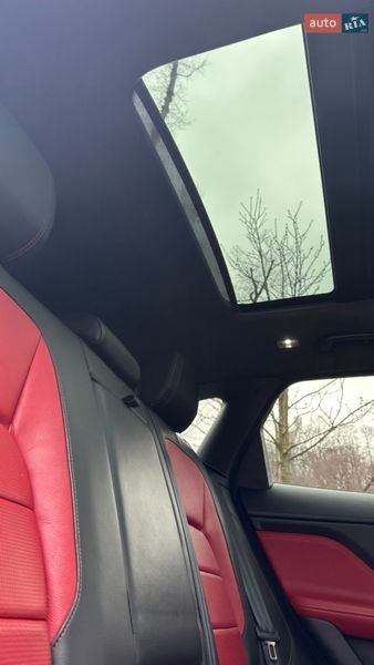 Внедорожник / Кроссовер Jaguar F-Pace 2019 в Киеве