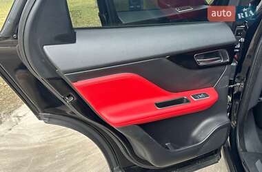 Внедорожник / Кроссовер Jaguar F-Pace 2019 в Киеве