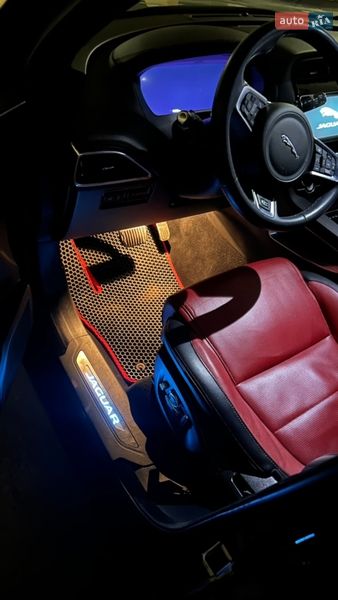 Внедорожник / Кроссовер Jaguar F-Pace 2019 в Киеве