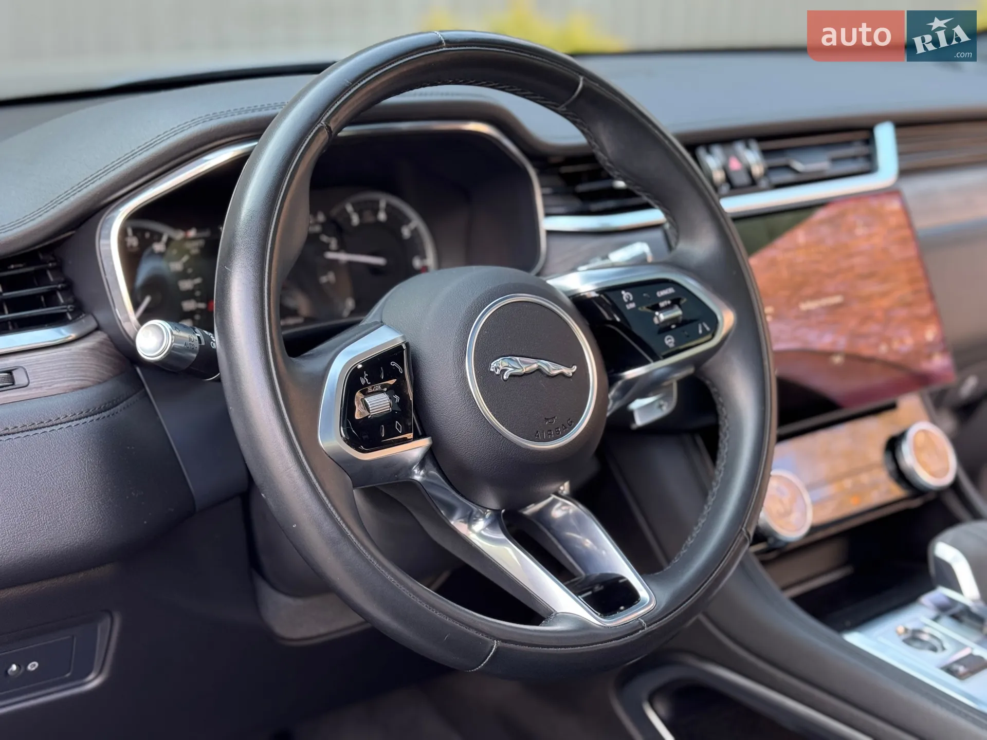 2022 Jaguar F-Pace - мініатюра 39