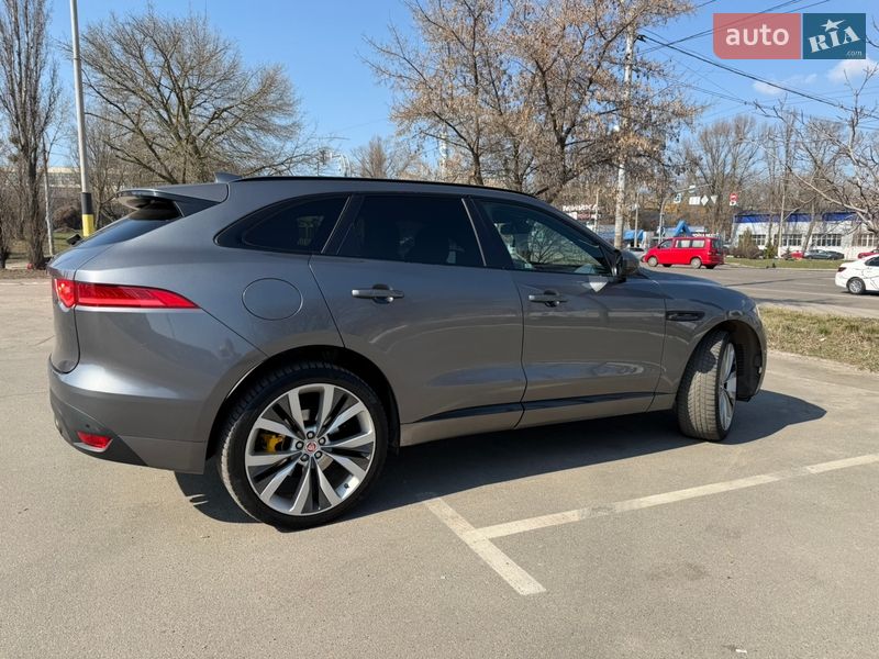 Позашляховик / Кросовер Jaguar F-Pace 2016 в Києві