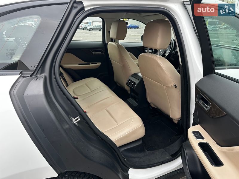 Позашляховик / Кросовер Jaguar F-Pace 2018 в Харкові