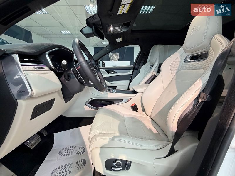 Позашляховик / Кросовер Jaguar F-Pace 2022 в Чернігові фото 16 Позашляховик / Кросовер Jaguar F-Pace 2022 в Чернігові